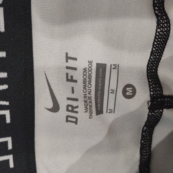 NIKE DRI-FIT RUNNING PANTS. - Picture 6 of 12